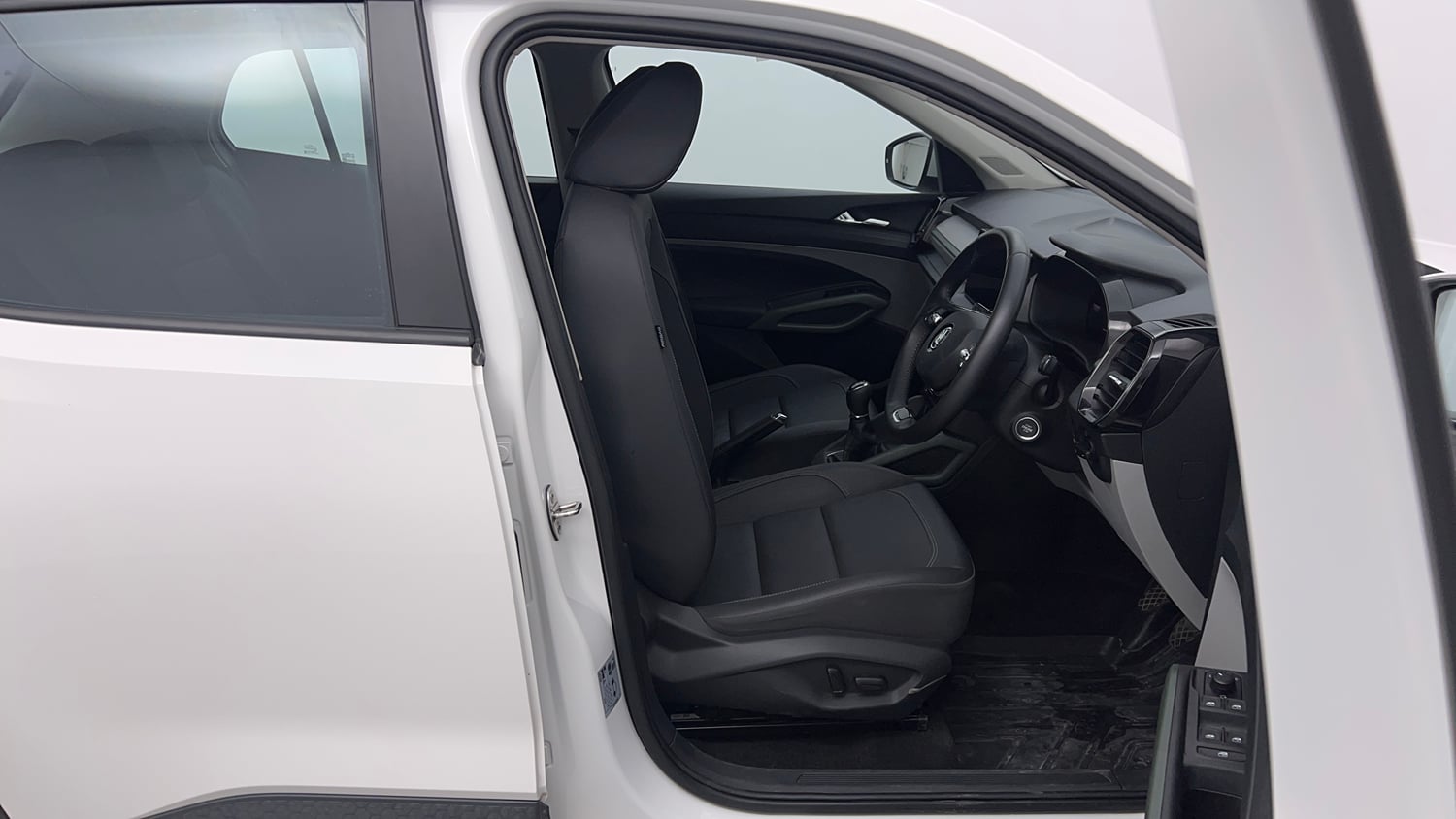 Used 2026 Skoda Kylaq Prestige+ 1.0 TSI MT Petrol Manual interior RIGHT SIDE FRONT DOOR CABIN VIEW