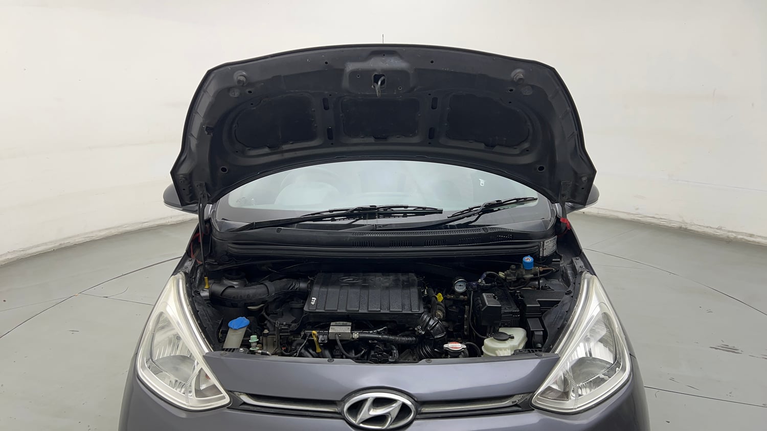 Used 2017 Hyundai Grand i10 Sportz (O) 1.2 kappa VTVT CNG (Outside Fitted) Cng Manual engine ENGINE & BONNET OPEN FRONT VIEW