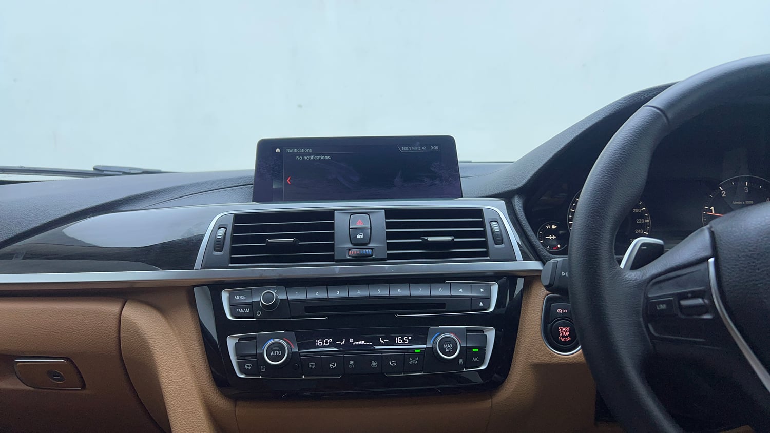 Used 2018 BMW 3 Series 320d Luxury Line Diesel Automatic top_features Integrated (in-dash) music system