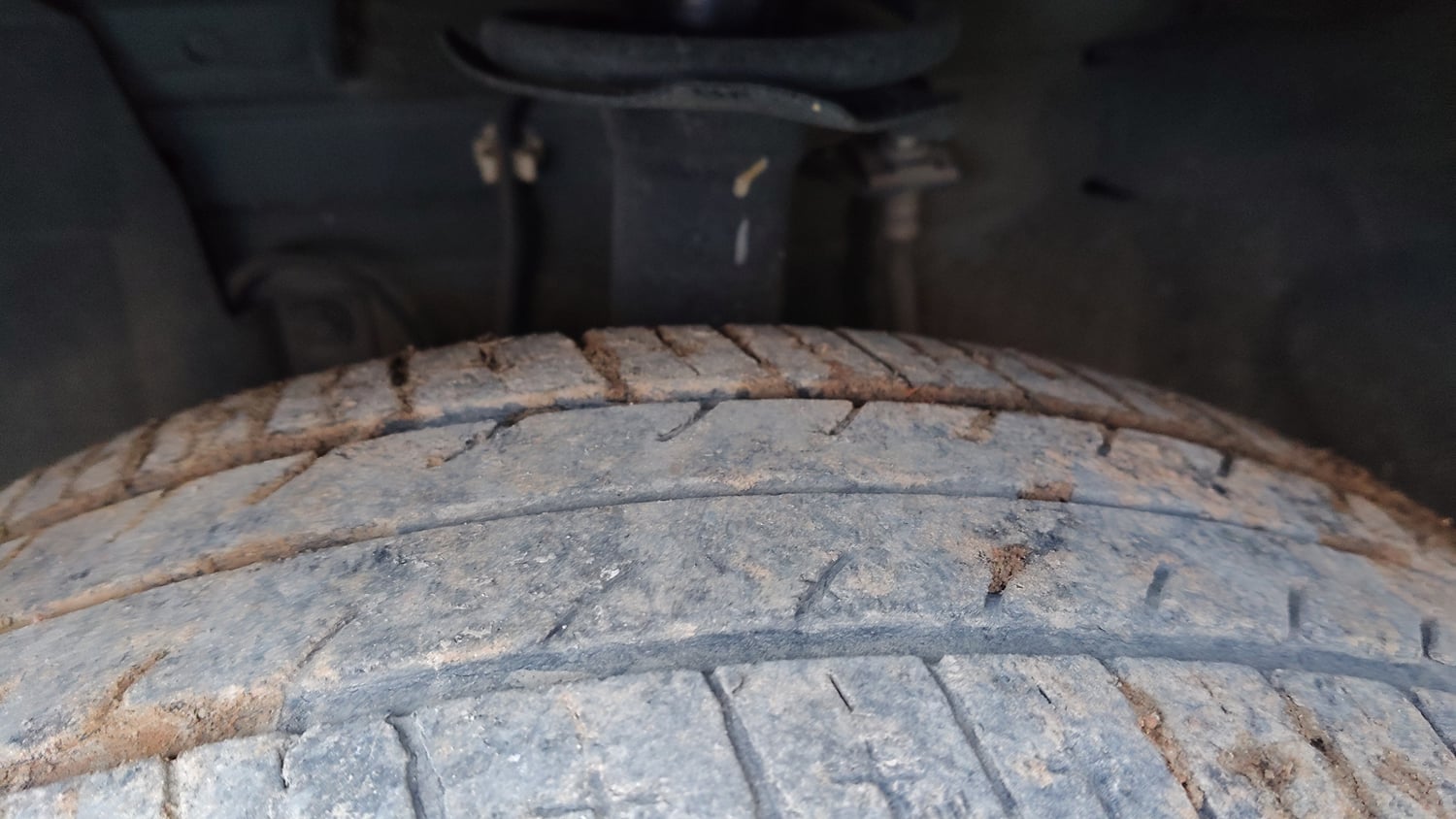Used 2018 Nissan Micra XV CVT Petrol Automatic tyres LEFT FRONT TYRE TREAD VIEW
