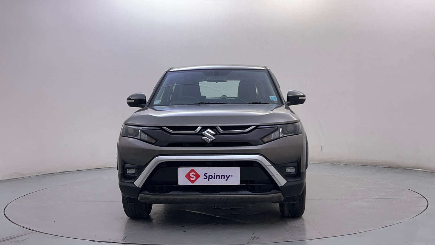 Used 2023 Maruti Suzuki Brezza Vxi AT Petrol Automatic exterior FRONT VIEW