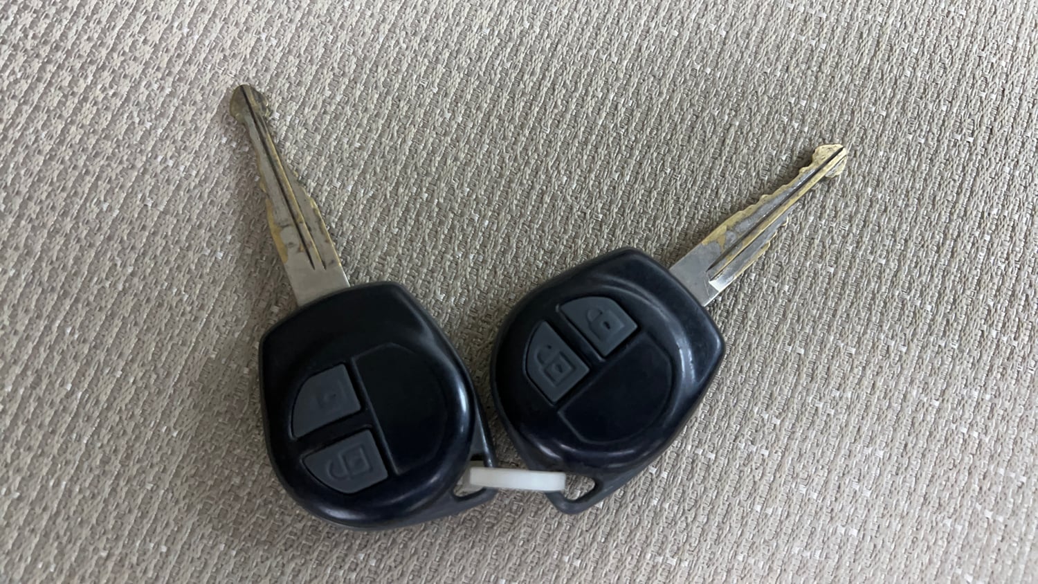 Used 2016 Maruti Suzuki Swift Dzire VXI Petrol Manual extra CAR KEY VIEW