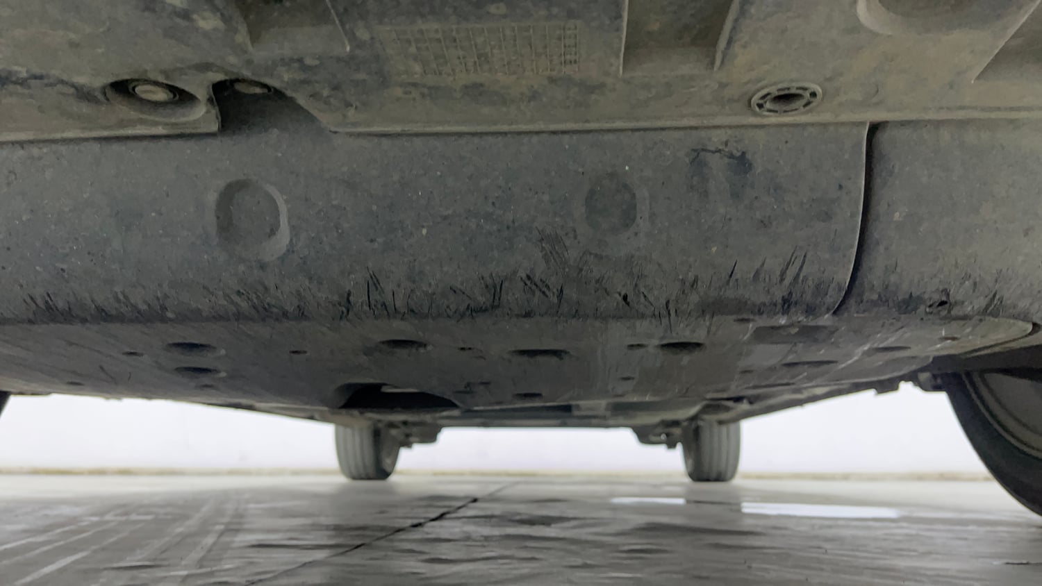 Used 2020 Honda City VX CVT Petrol Petrol Automatic extra FRONT LEFT UNDERBODY VIEW