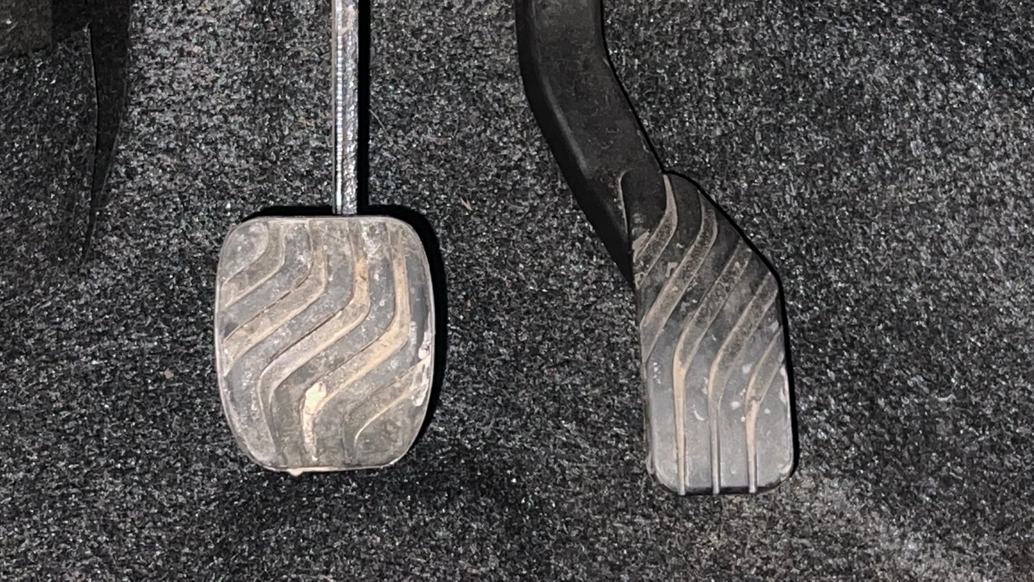 Used 2025 Renault Kwid RXT 1.0L AMT Petrol Automatic interior PEDALS VIEW