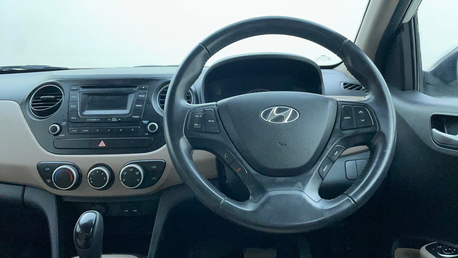 Used 2014 Hyundai Grand i10 Asta AT 1.2 Kappa VTVT Petrol Automatic interior STEERING VIEW
