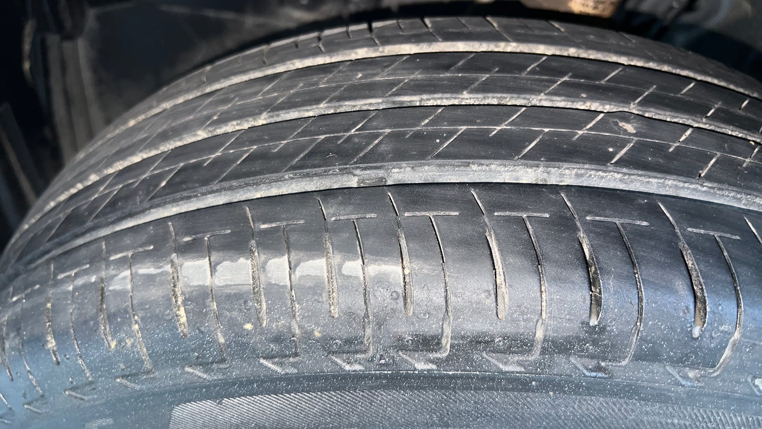 Used 2021 Honda Amaze S MT 1.2 Petrol Petrol Manual tyres LEFT FRONT TYRE TREAD VIEW
