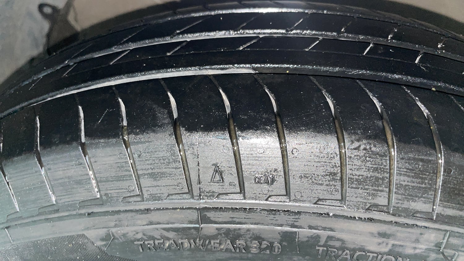 Used 2018 Maruti Suzuki Dzire VXi Petrol Manual tyres LEFT FRONT TYRE TREAD VIEW