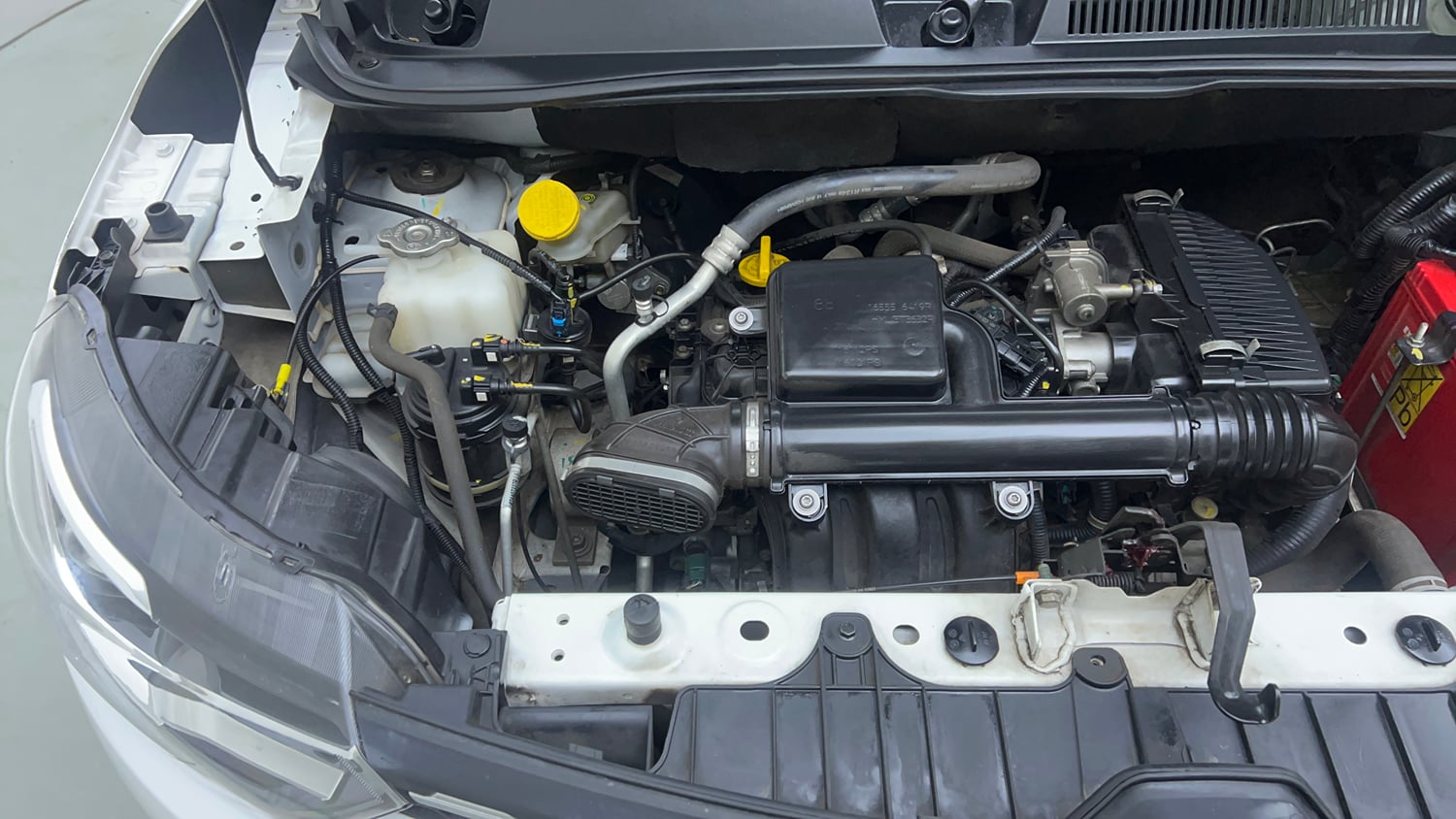 Used 2021 Renault Triber RXZ EASY-R AMT Petrol Automatic engine ENGINE RIGHT SIDE VIEW