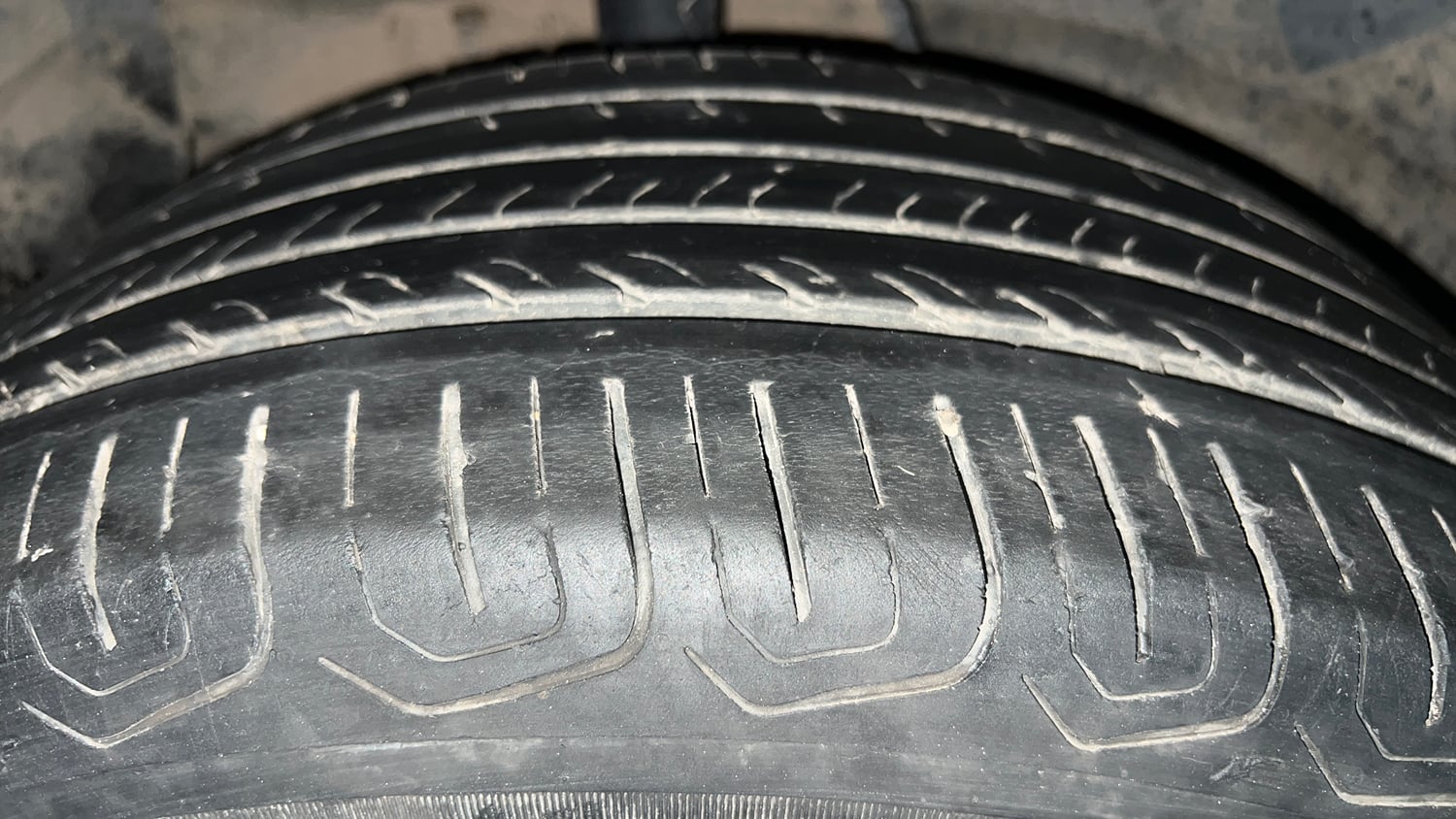 Used 2024 Tata Nexon Creative 1.2 Revotron Petrol 6MT Petrol Manual tyres RIGHT REAR TYRE TREAD VIEW