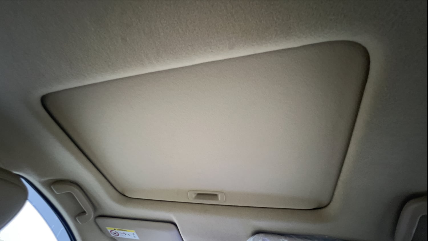 Used 2022 Honda City ZX Petrol Petrol Manual top_features Sunroof