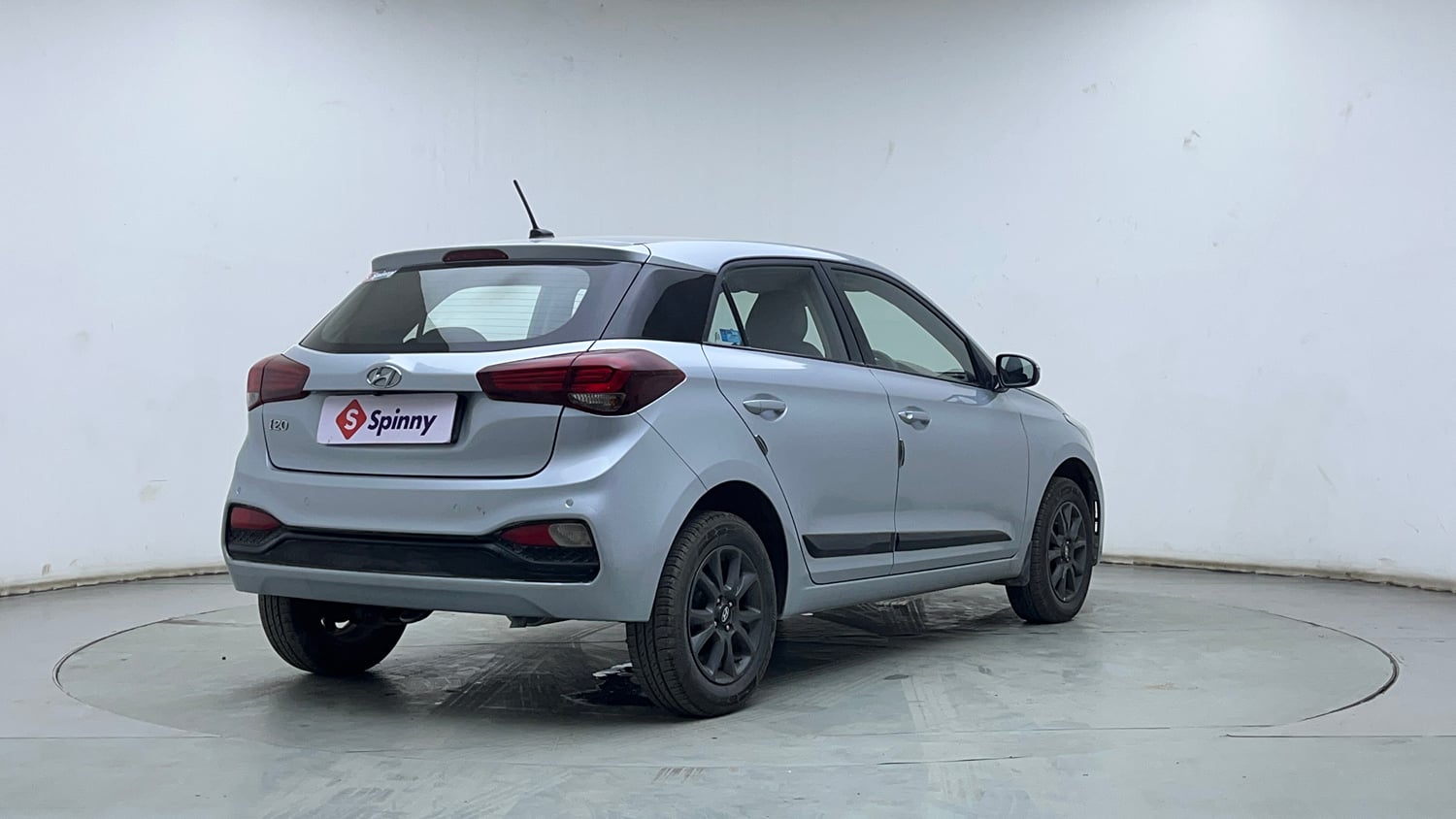 Used 2020 Hyundai Elite i20 Sportz Plus 1.2 Petrol Manual exterior RIGHT REAR CORNER VIEW