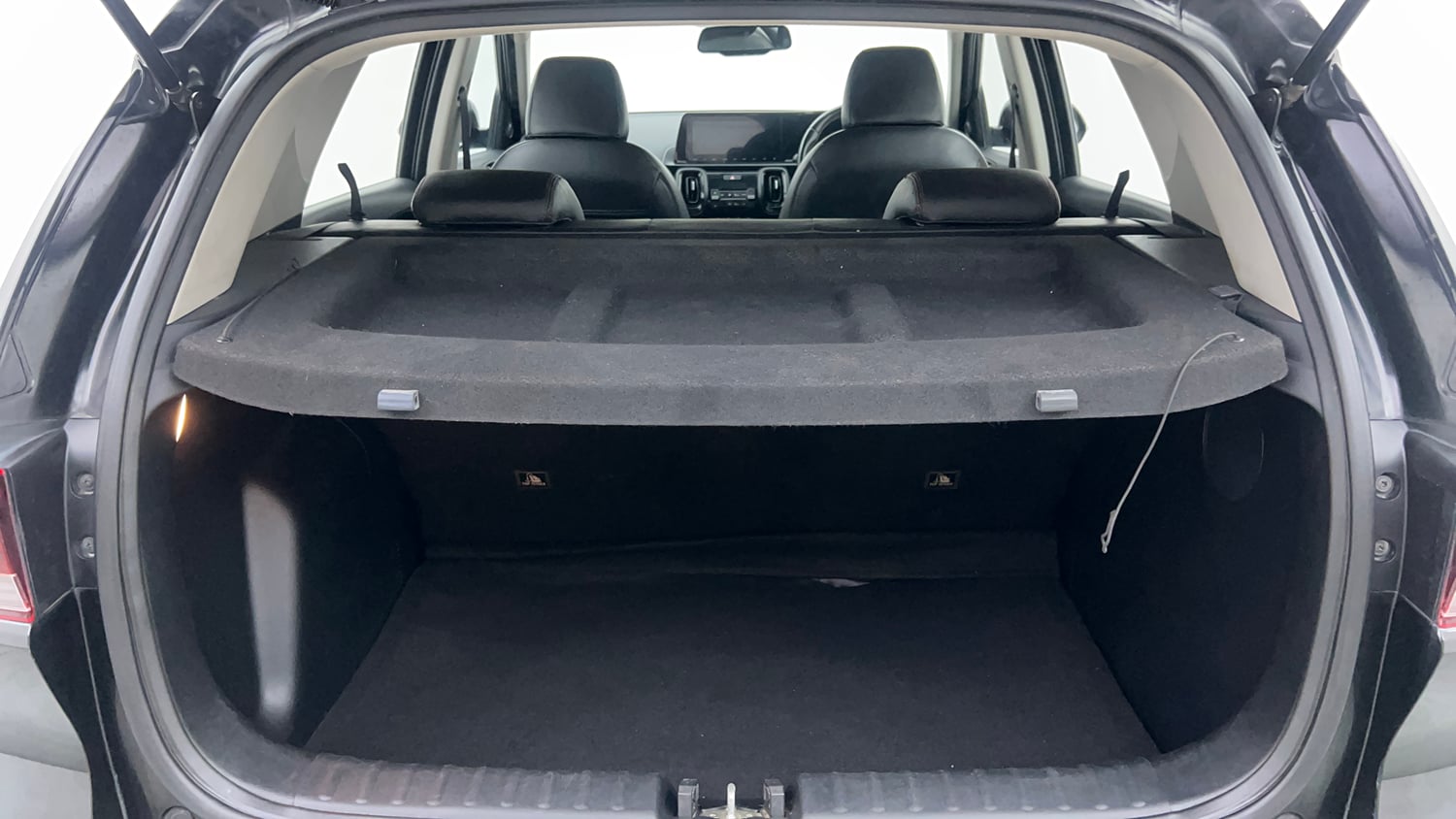 Used 2021 Kia Sonet GTX Plus 1.5 AT Diesel Automatic interior DICKY INSIDE VIEW