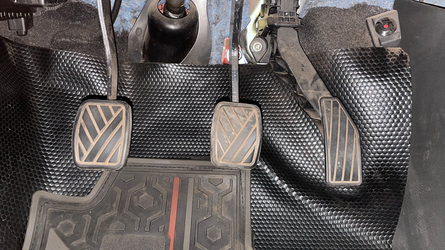 Used 2023 Maruti Suzuki Alto K10 VXi Plus Petrol Manual interior PEDALS VIEW