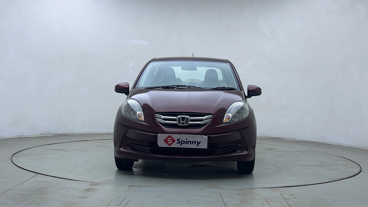 Used 2015 Honda Amaze 1.2 S i-VTEC Petrol Manual exterior FRONT VIEW