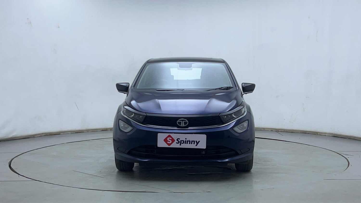 Used 2023 Tata Altroz XZA Plus (S) Petrol Automatic exterior FRONT VIEW