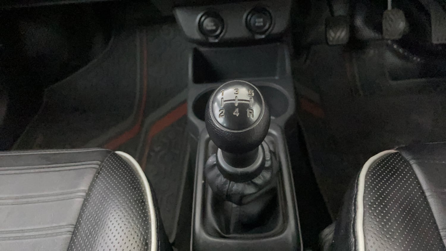 Used 2023 Maruti Suzuki Alto K10 VXi Plus Petrol Manual interior GEAR  KNOB VIEW