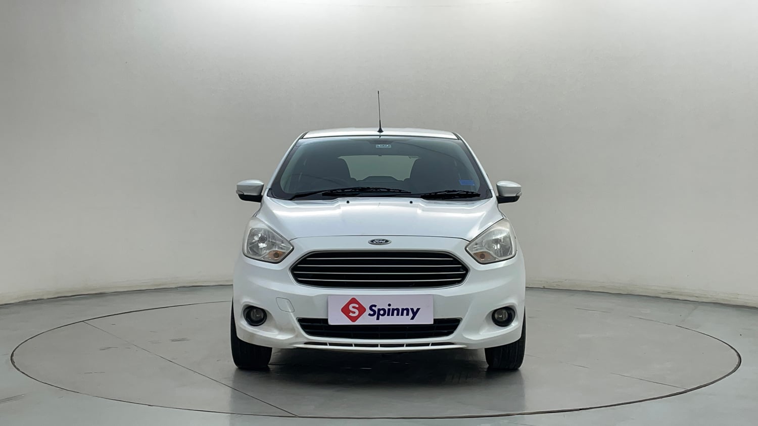 Used 2017 Ford Figo Trend 1.2 Ti-VCT Petrol Manual exterior FRONT VIEW