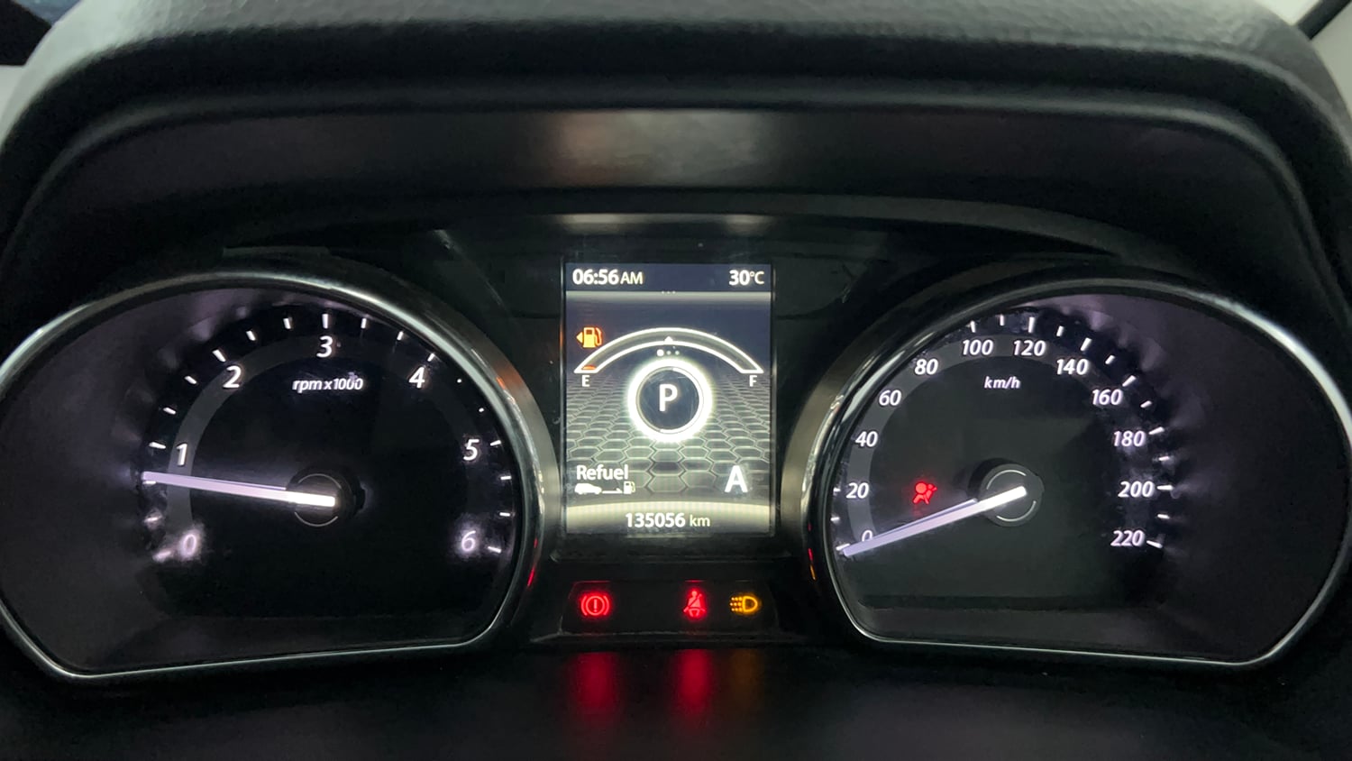 Used 2017 Tata Hexa XTA 4x2 7 STR Diesel Automatic interior CLUSTERMETER VIEW