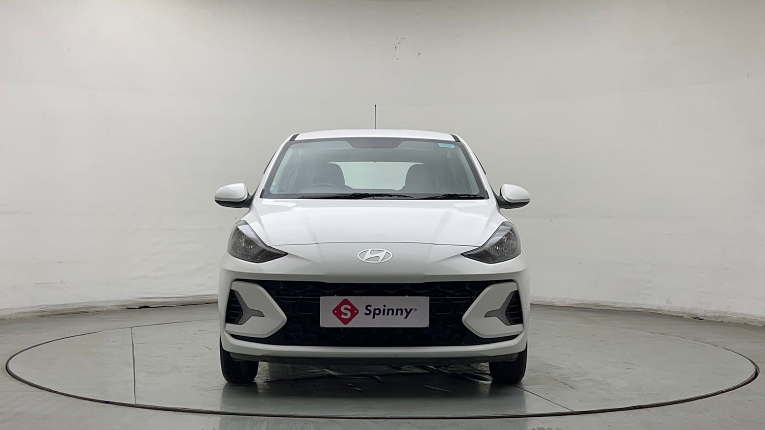 Used 2025 Hyundai Grand i10 Nios Magna 1.2 Kappa Petrol Manual exterior FRONT VIEW