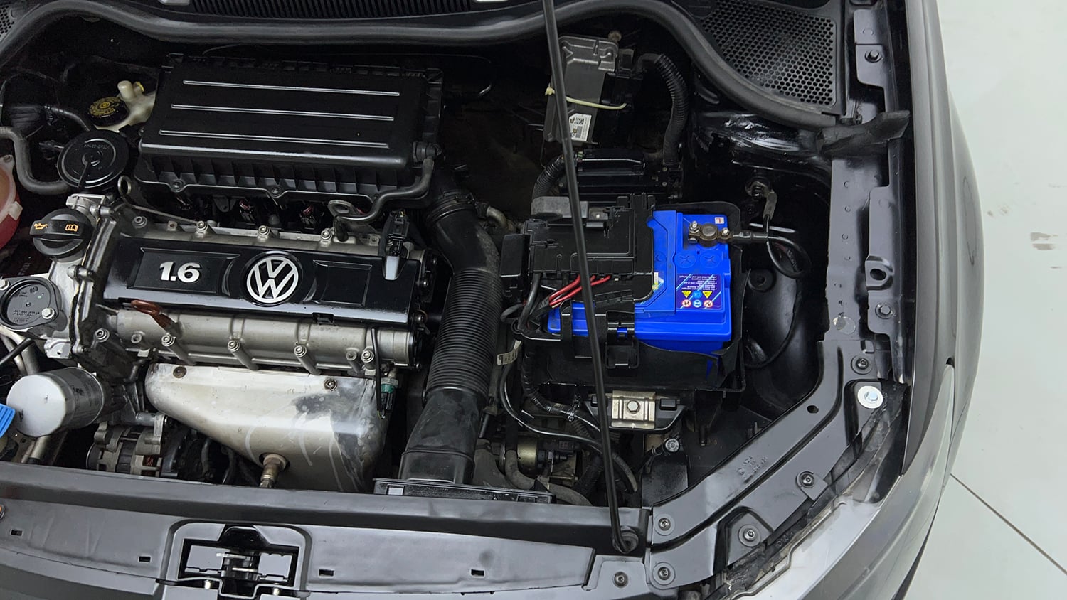 Used 2013 Volkswagen Vento Highline Petrol AT Petrol Automatic engine ENGINE LEFT SIDE VIEW