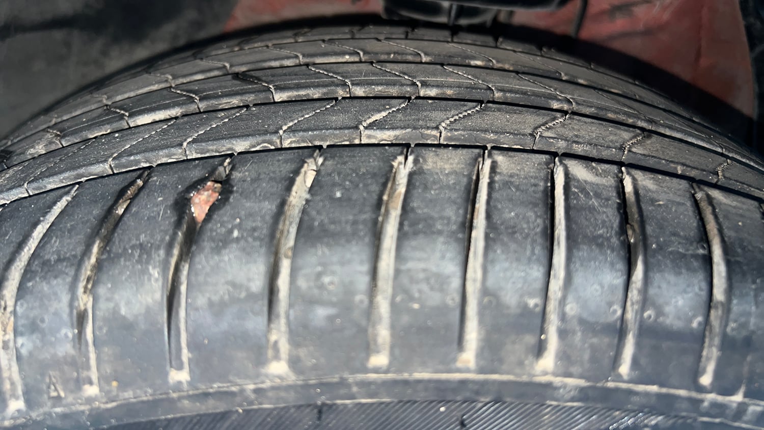 Used 2023 MG Motors ZS EV Exclusive Electric Automatic tyres LEFT FRONT TYRE TREAD VIEW
