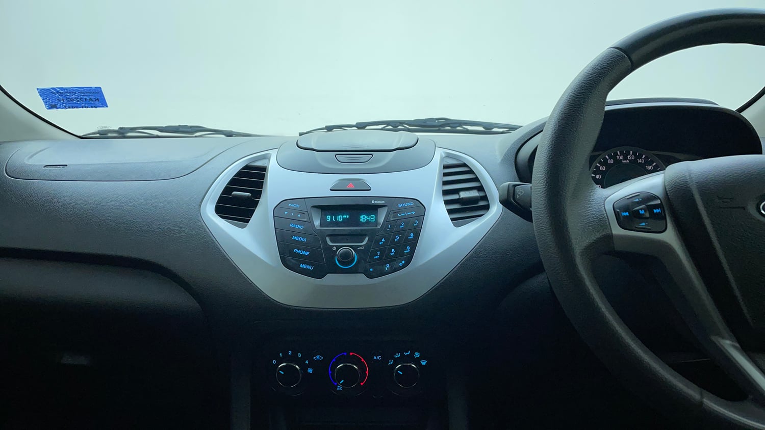 Used 2017 Ford Figo Trend 1.2 Ti-VCT Petrol Manual interior MUSIC SYSTEM & AC CONTROL VIEW