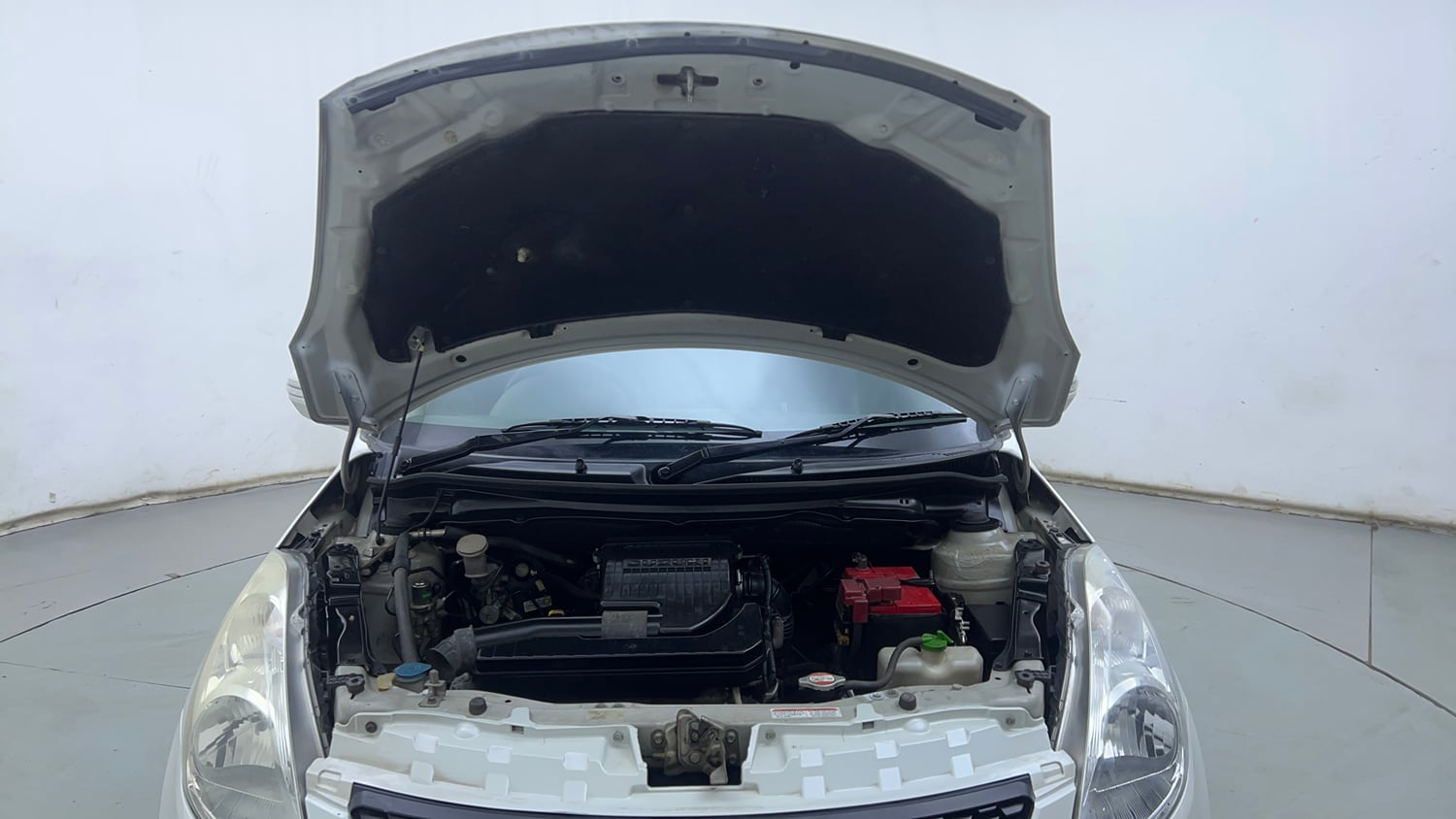 Used 2013 Maruti Suzuki Swift VXi Petrol Manual engine ENGINE & BONNET OPEN FRONT VIEW