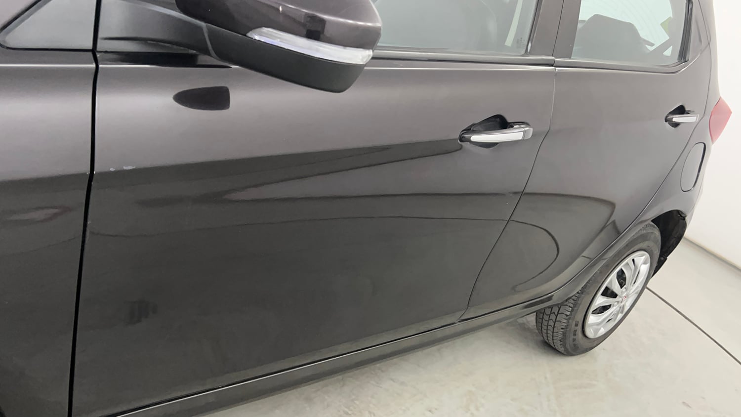 Used 2023 Tata Tiago XZ Plus CNG Cng Manual dents MINOR SCRATCH
