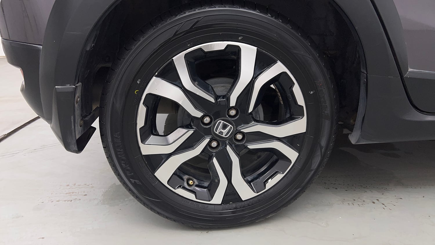 Used 2022 Honda WR-V VX MT Petrol Petrol Manual tyres RIGHT REAR TYRE RIM VIEW