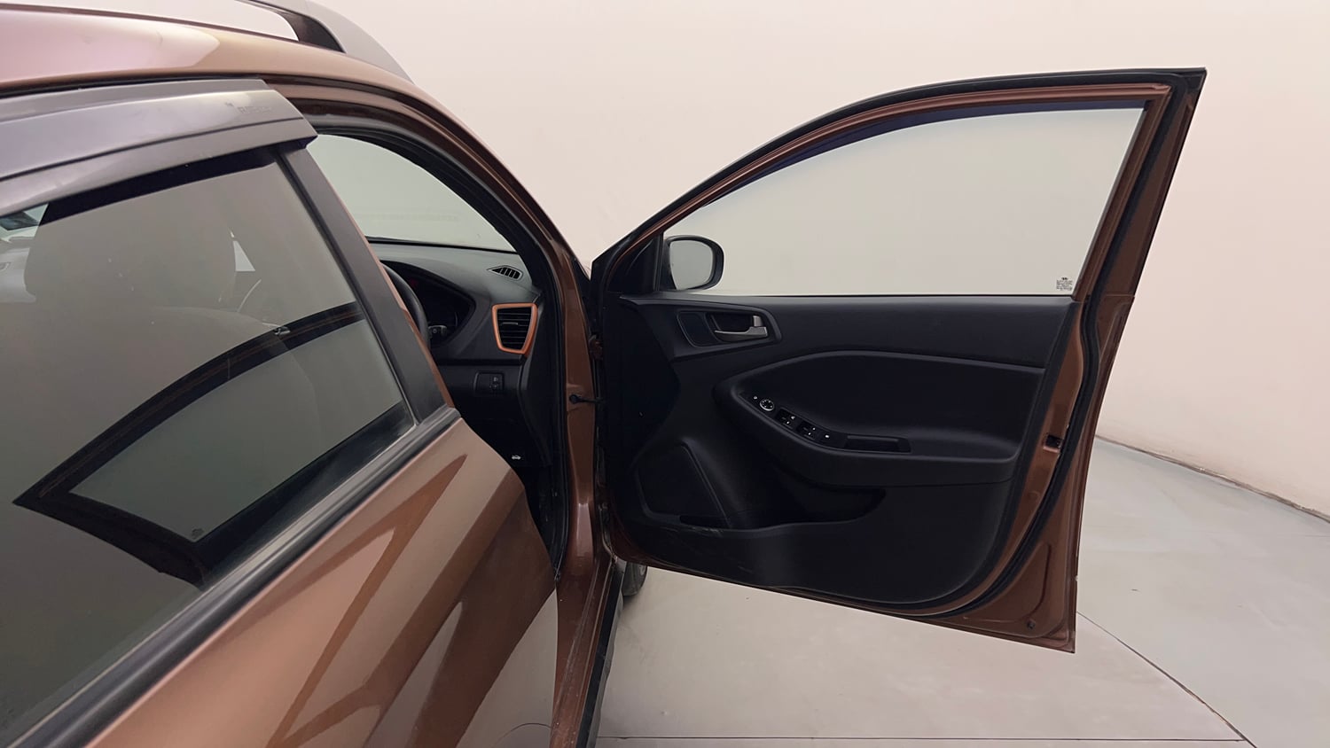 Used 2017 Hyundai i20 Active 1.2 S Petrol Manual interior RIGHT FRONT DOOR OPEN VIEW