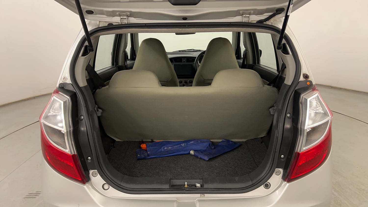 Used 2016 Maruti Suzuki Alto K10 VXi Petrol Manual interior DICKY INSIDE VIEW