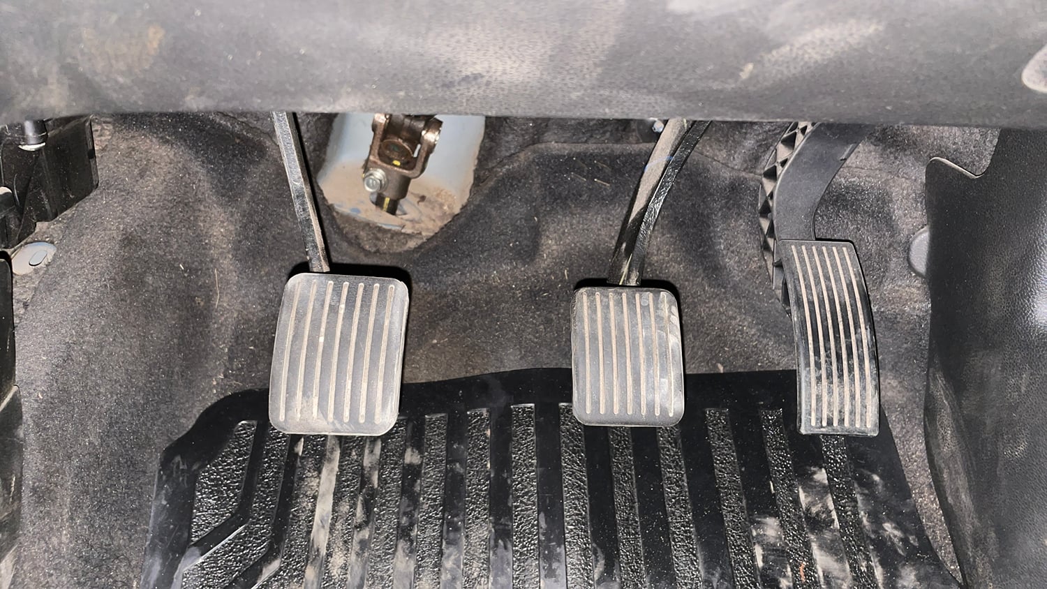 Used 2017 Hyundai Grand i10 Asta 1.2 Kappa VTVT Petrol Manual interior PEDALS VIEW