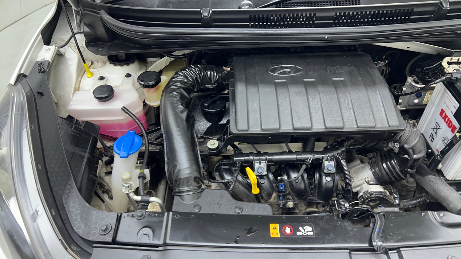 Used 2025 Hyundai Grand i10 Nios Magna 1.2 Kappa Petrol Manual engine ENGINE RIGHT SIDE VIEW