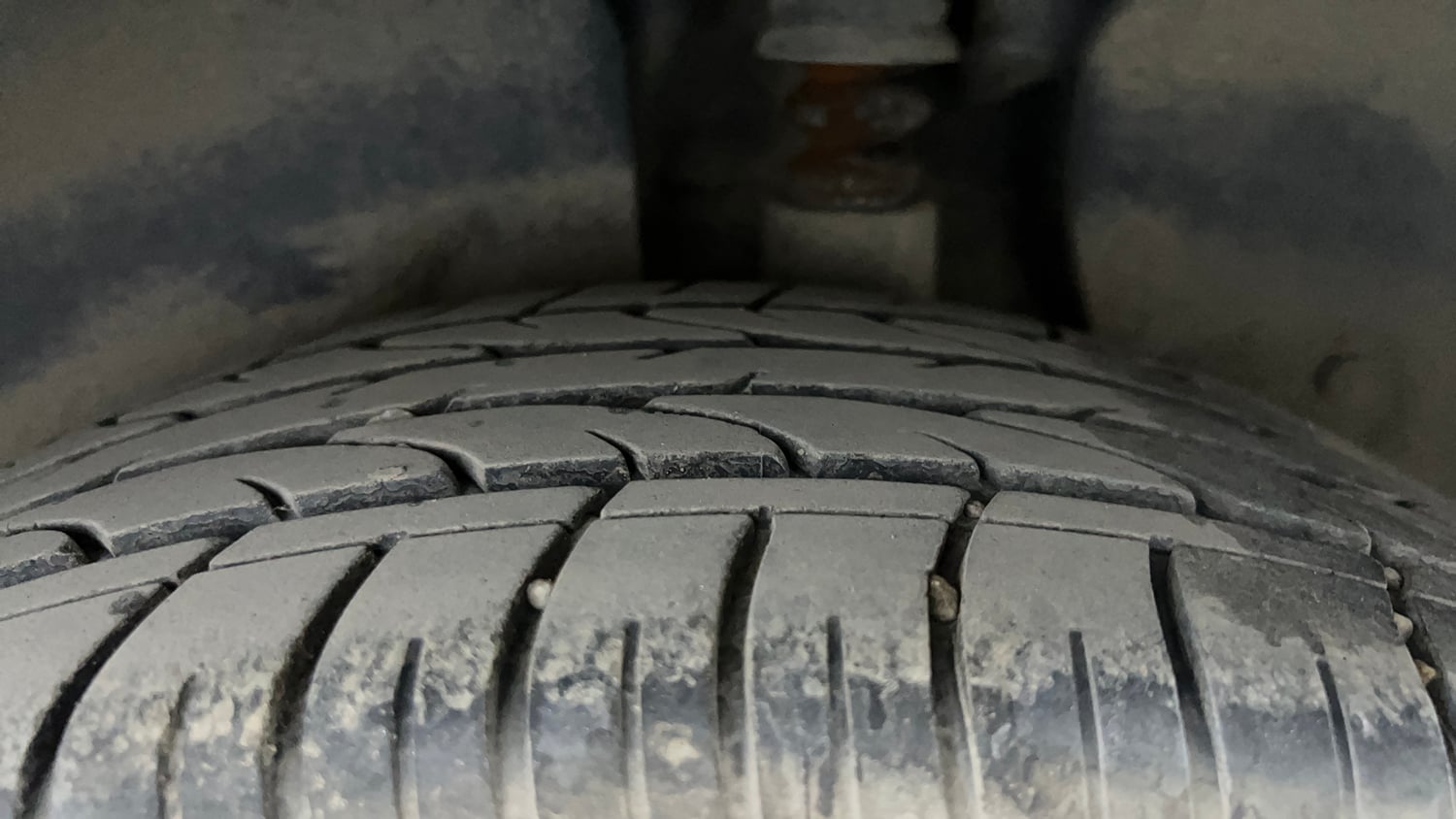 Used 2016 Hyundai Creta 1.6 SX Plus AT Petrol Petrol Automatic tyres LEFT REAR TYRE TREAD VIEW