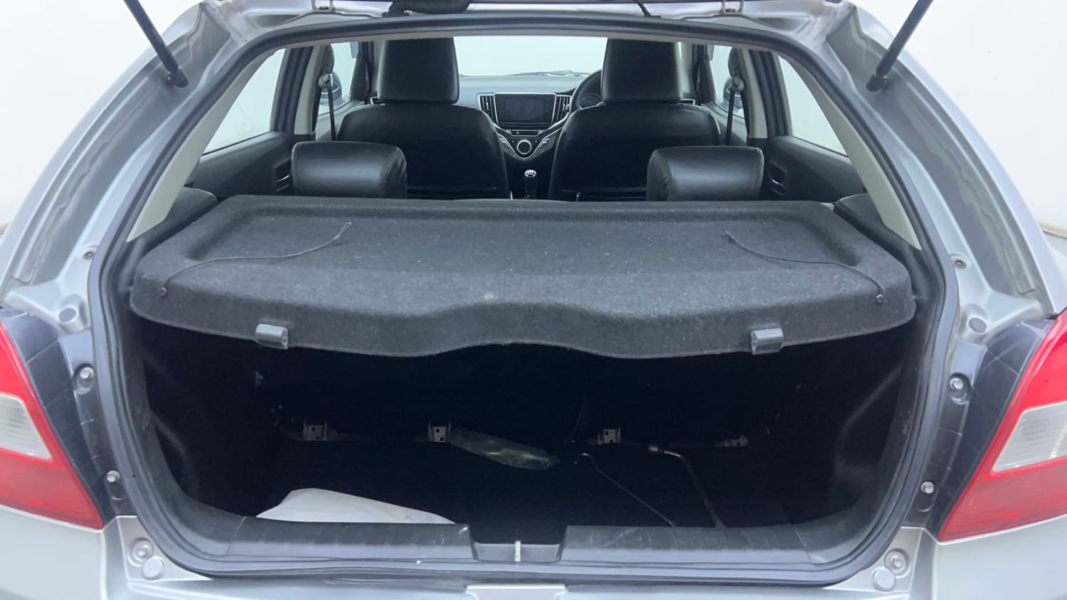 Used 2021 Maruti Suzuki Baleno Zeta Petrol Manual interior DICKY INSIDE VIEW
