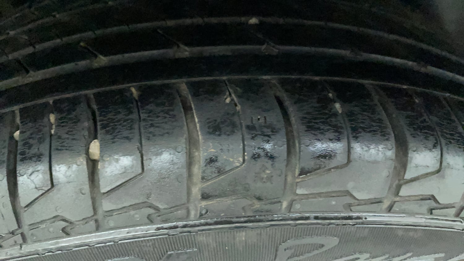 Used 2024 Hyundai Creta SX 1.5 Petrol Petrol Manual tyres RIGHT REAR TYRE TREAD VIEW