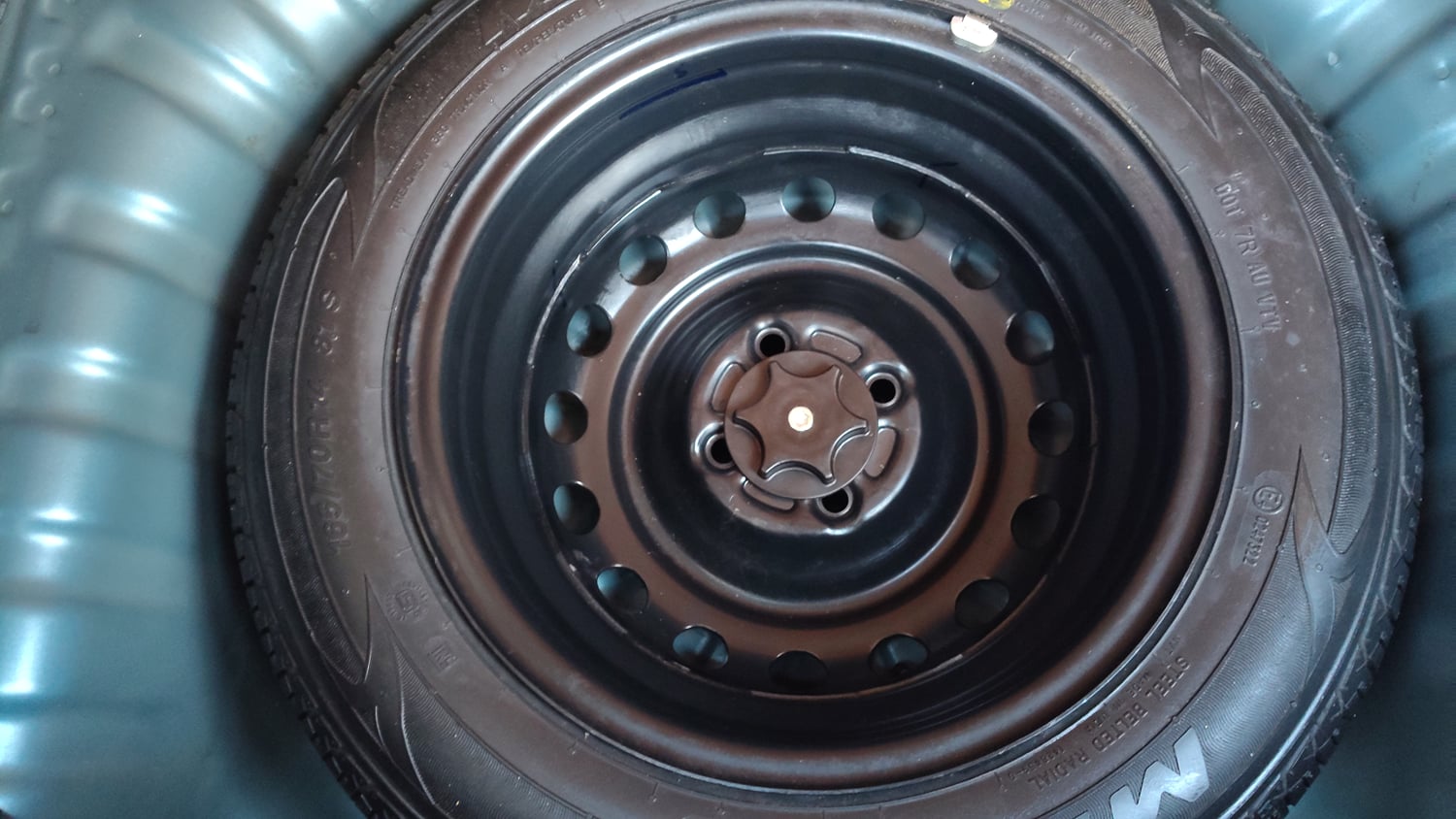 Used 2018 Nissan Micra XV CVT Petrol Automatic tyres SPARE TYRE VIEW