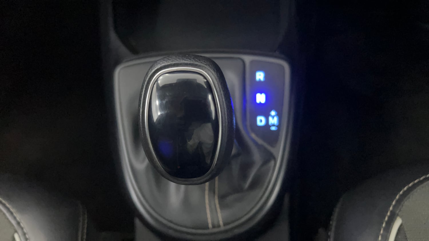 Used 2024 Hyundai Exter SX 1.2 AMT Petrol Automatic interior GEAR  KNOB VIEW