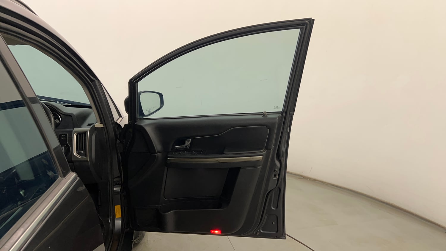 Used 2017 Tata Hexa XTA 4x2 7 STR Diesel Automatic interior RIGHT FRONT DOOR OPEN VIEW
