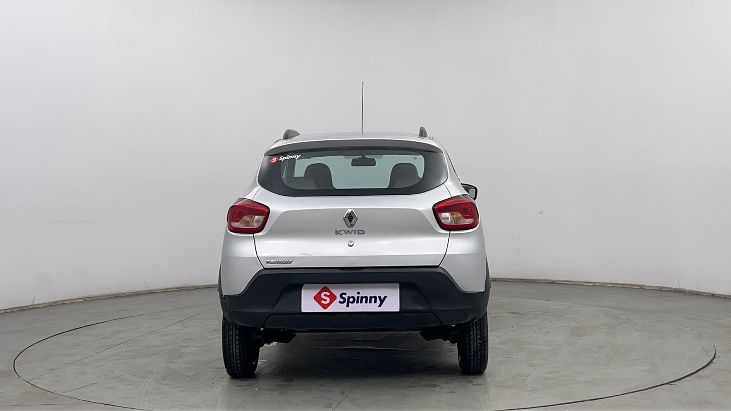 Used 2018 Renault Kwid 1.0 RXT Petrol Manual exterior BACK VIEW
