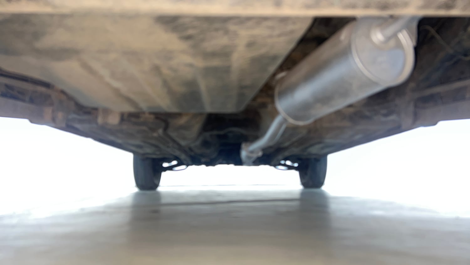 Used 2014 Maruti Suzuki Alto 800 Lxi Petrol Manual extra REAR UNDERBODY VIEW (TAKEN FROM REAR)