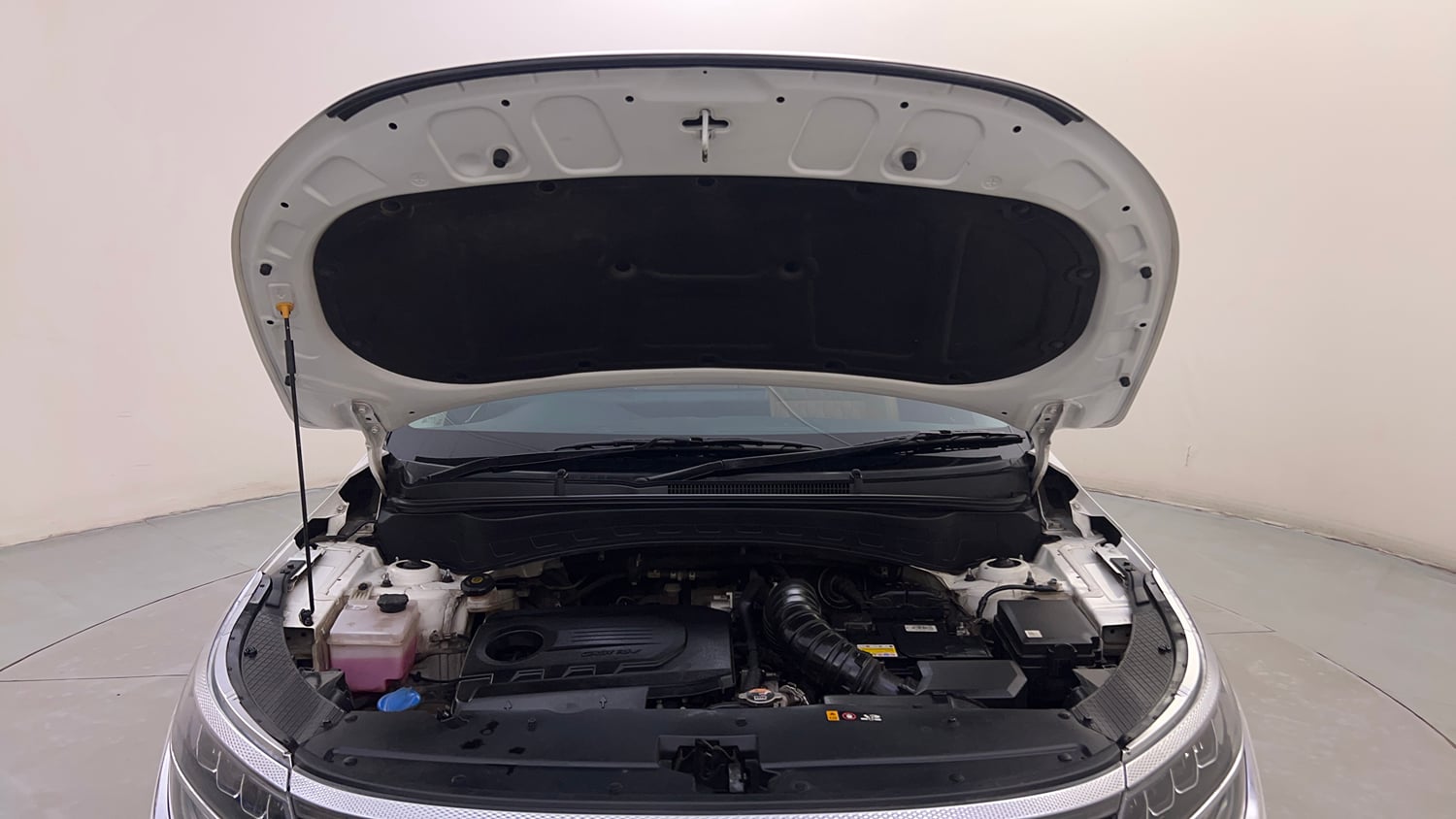 Used 2022 Kia Seltos HTX Plus 1.5 Diesel Diesel Manual engine ENGINE & BONNET OPEN FRONT VIEW
