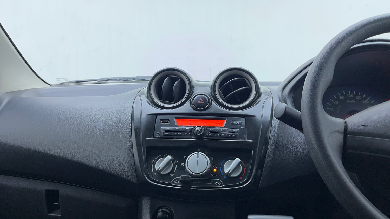 Used 2018 Datsun Go Plus T Petrol Manual interior MUSIC SYSTEM & AC CONTROL VIEW