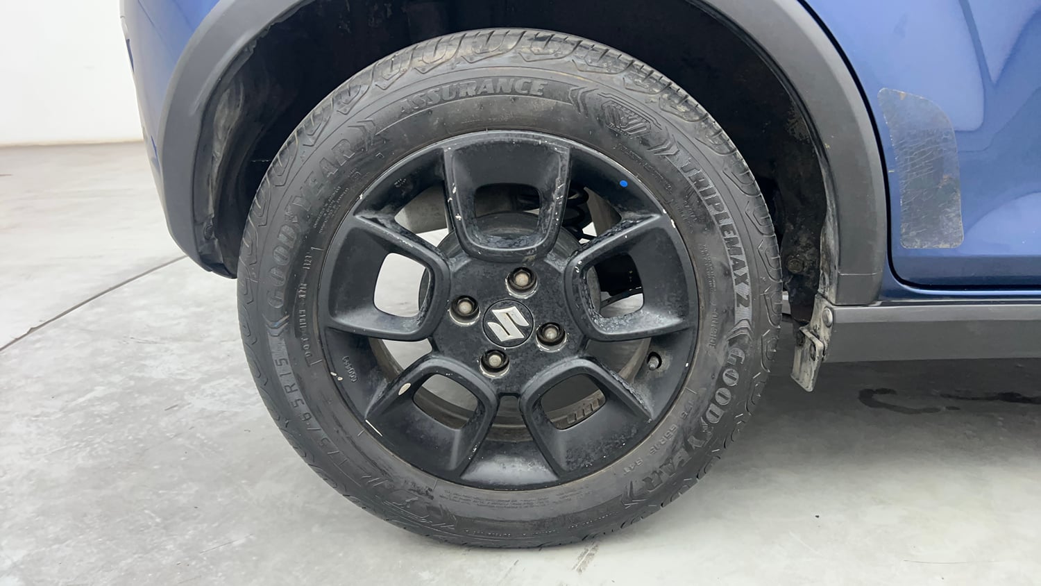 Used 2020 Maruti Suzuki Ignis Zeta 1.2 AMT Petrol Automatic tyres RIGHT REAR TYRE RIM VIEW