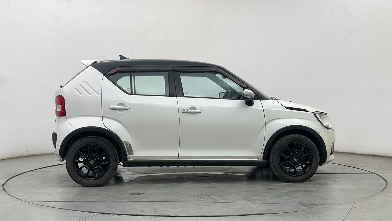 Used 2017 Maruti Suzuki Ignis Zeta 1.2 AMT Petrol Automatic exterior RIGHT SIDE VIEW