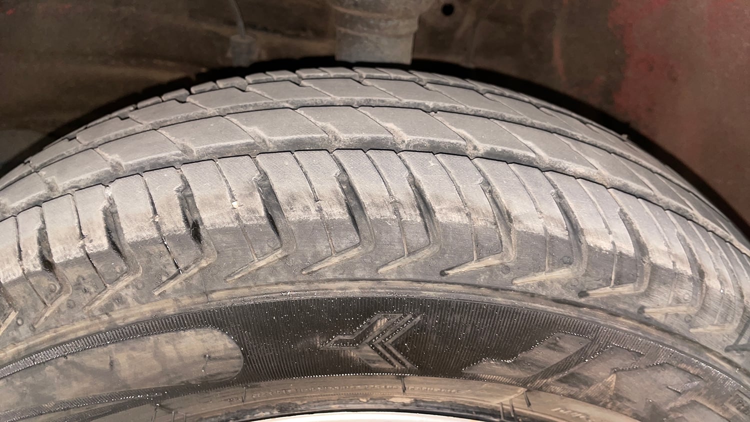 Used 2023 Maruti Suzuki Alto K10 VXi Plus Petrol Manual tyres LEFT FRONT TYRE TREAD VIEW