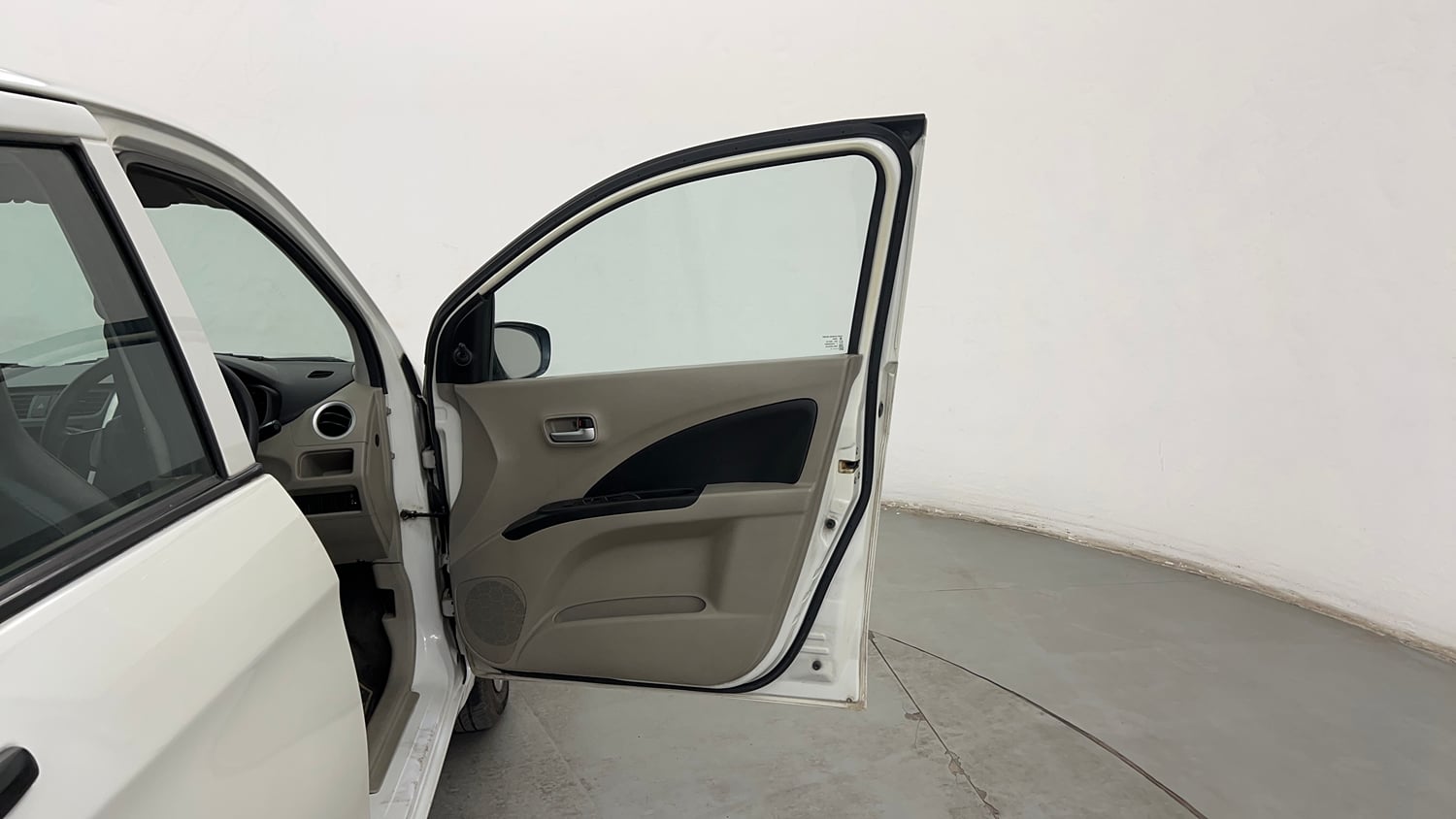 Used 2014 Maruti Suzuki Celerio VXi Petrol Manual interior RIGHT FRONT DOOR OPEN VIEW