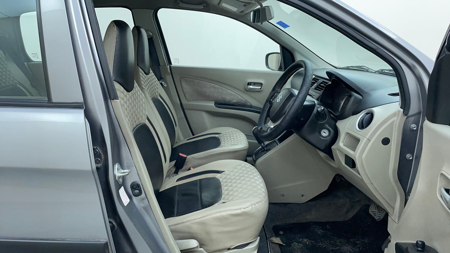 Used 2016 Maruti Suzuki Celerio ZXI (O) AMT Petrol Automatic interior RIGHT SIDE FRONT DOOR CABIN VIEW