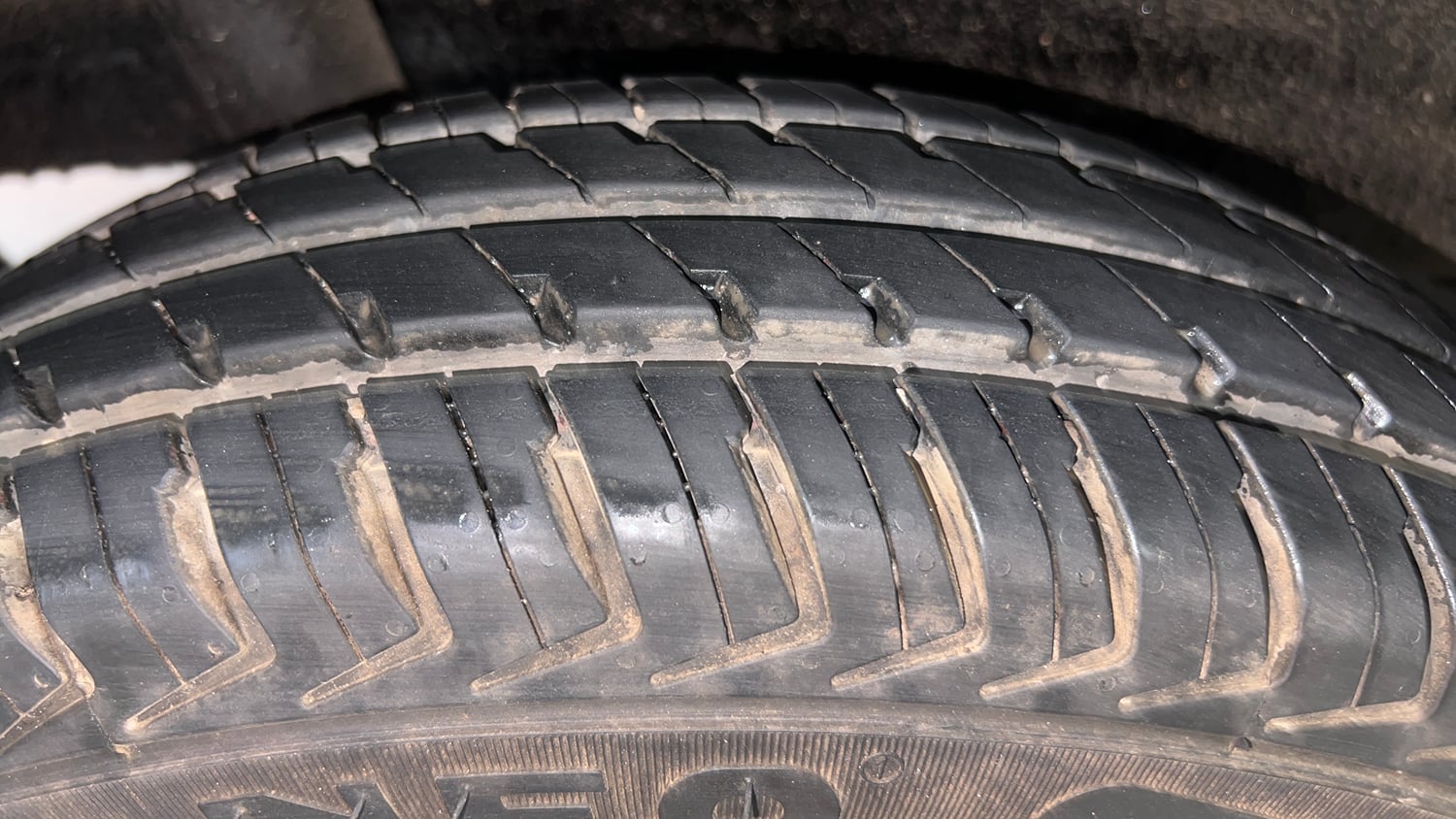 Used 2023 Maruti Suzuki Alto K10 VXi Plus AGS Petrol Automatic tyres RIGHT REAR TYRE TREAD VIEW