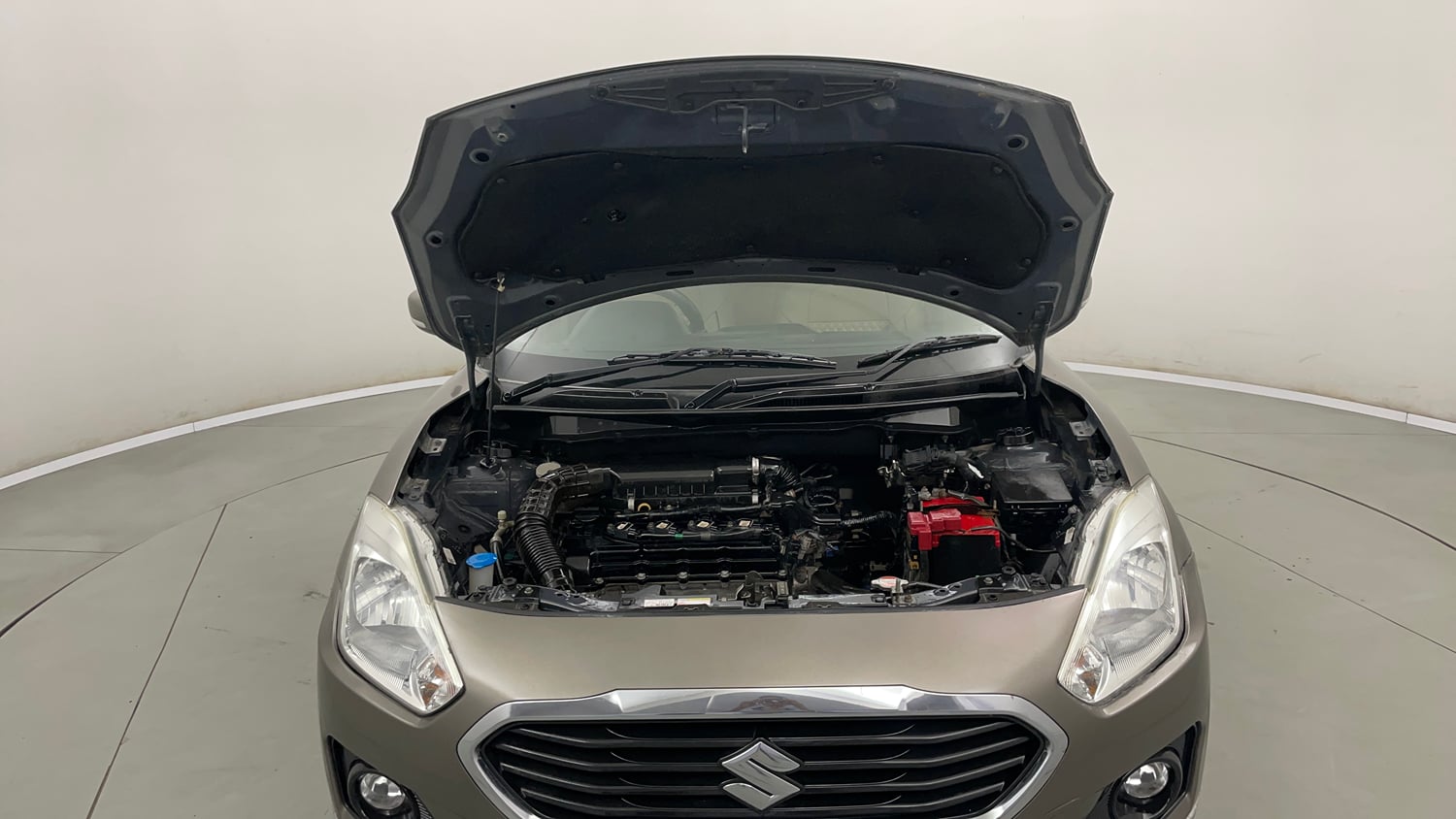 Used 2018 Maruti Suzuki Dzire VXi Petrol Manual engine ENGINE & BONNET OPEN FRONT VIEW